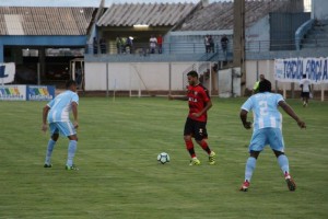 Vitória vence o Luziânia e avança na Copa do Brasil